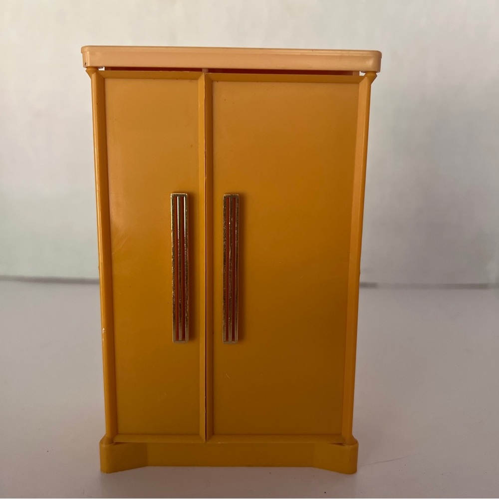 Vintage Wolverine Dollhouse Furniture Kitchen Refrigerator Plastic Hong Kong